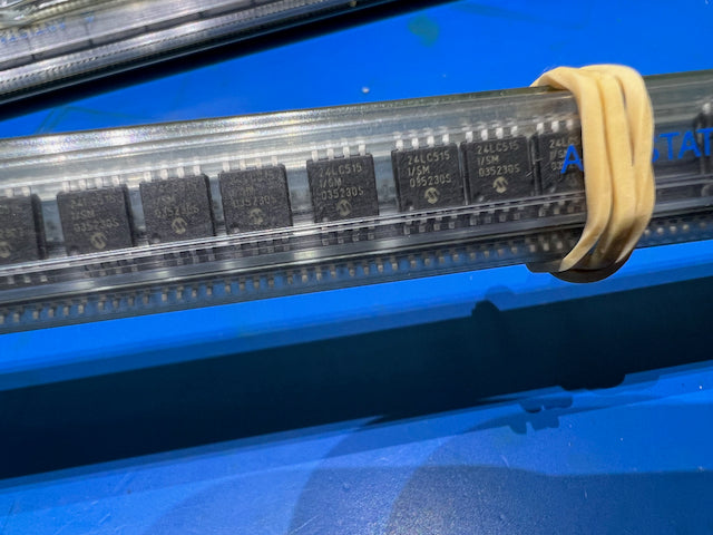 Microchip Technology 24LC515 - 512Kb I2C compatible 2-wire Serial EPROM