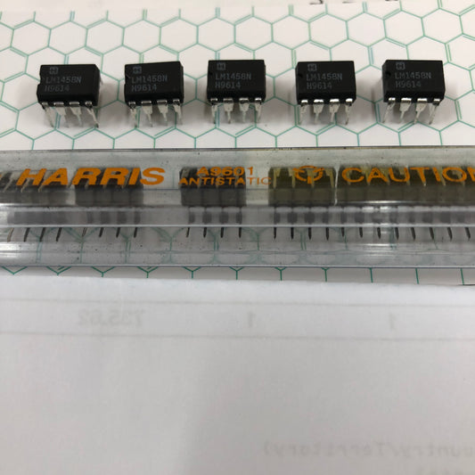 Harris LM1458N - 0.9MHZ dual, high gain op amp DIP8