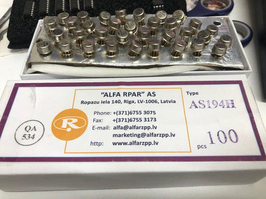 Alfa Rpar AS194H - Matched monolithic NPN transistor pair - TO5-8