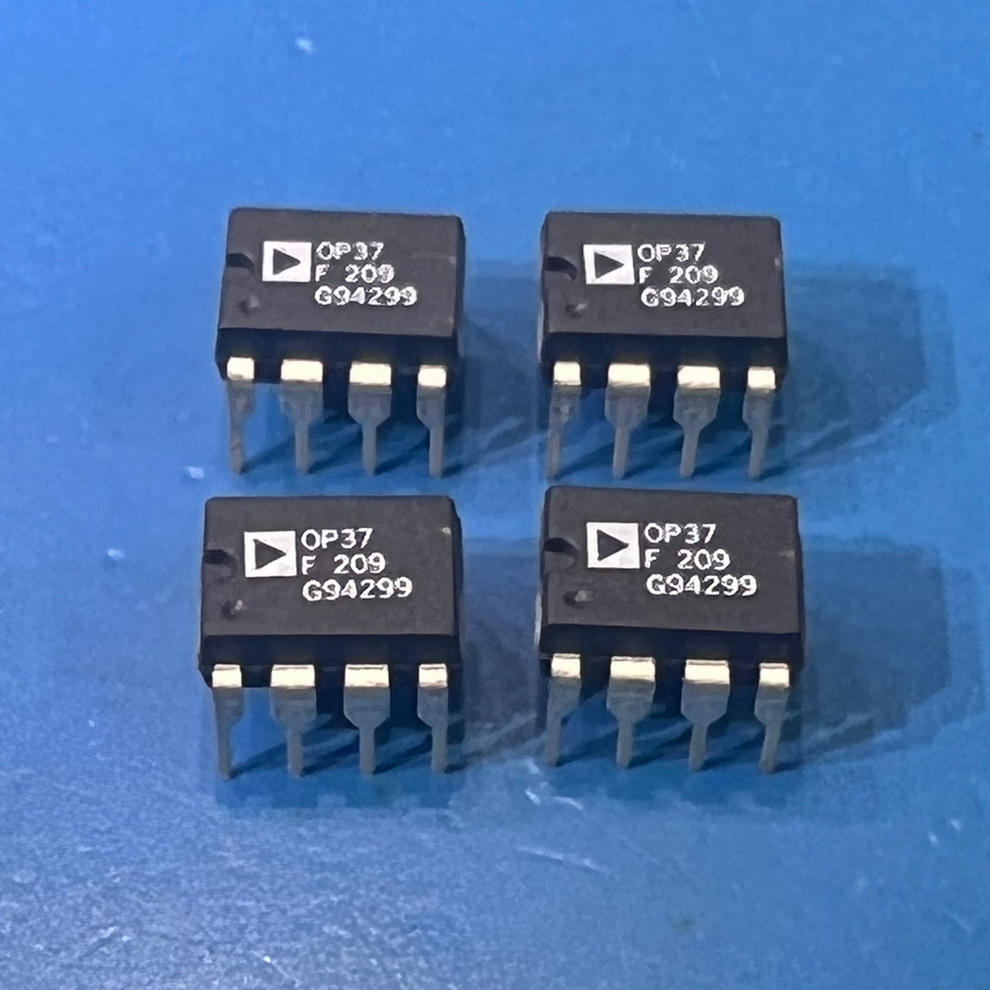 Analog Devices OP37FP 